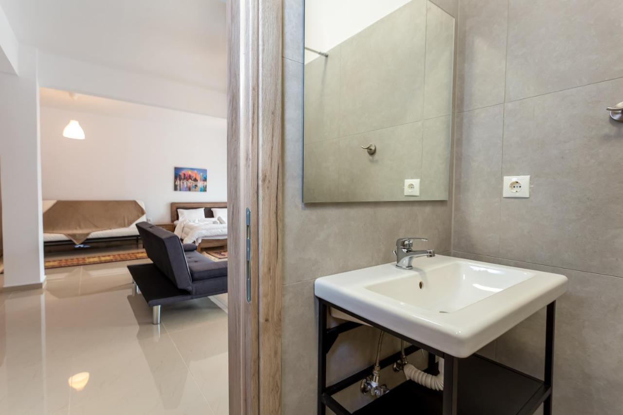 Classic Apartment Thessaloniki Buitenkant foto